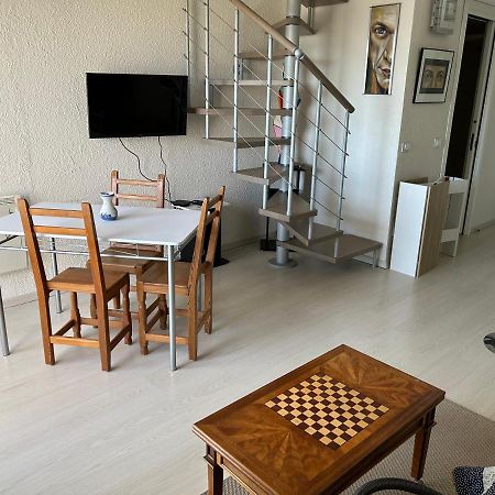 Appartement Vue Mer Domaine Arbore Saint-Raphaël Exteriör bild