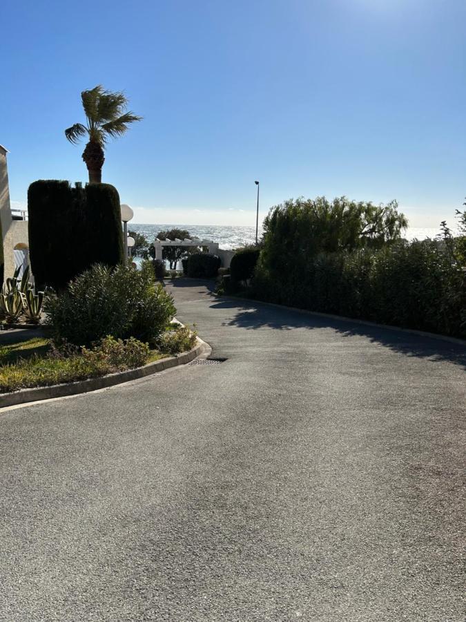 Appartement Vue Mer Domaine Arbore Saint-Raphaël Exteriör bild